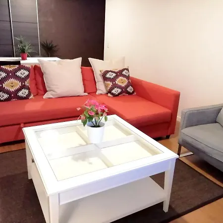 Appartamento With 3 Bedrooms In With Wonderful City View And Wifi 18 Km From The Beach