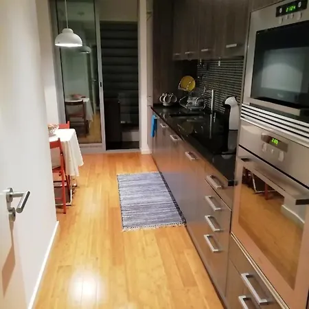 With 3 Bedrooms In With Wonderful City View And Wifi 18 Km From The Beach Lägenhet *