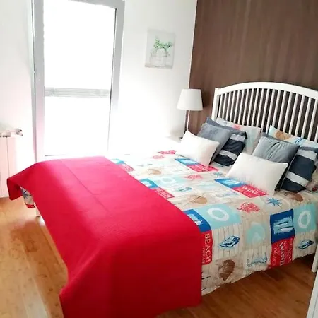 Lägenhet With 3 Bedrooms In With Wonderful City View And Wifi 18 Km From The Beach